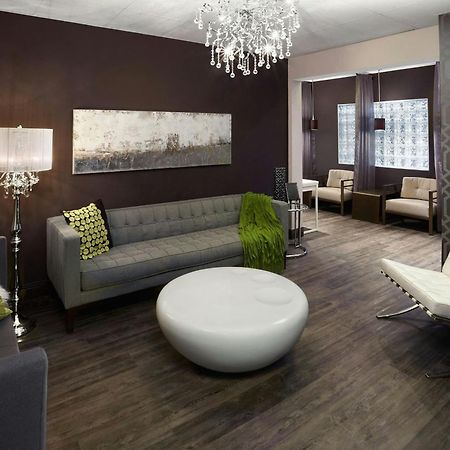 Four Points By Sheraton Hotel & Suites Calgary West Kültér fotó