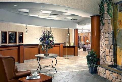Four Points By Sheraton Hotel & Suites Calgary West Beltér fotó